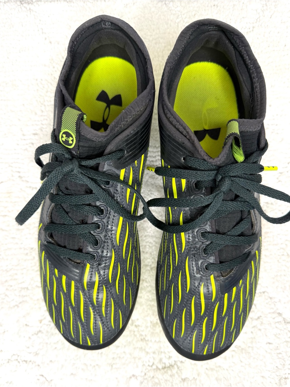 Under Armour Magnetico Select 4 FG Soccer Cleats Mens 7 Womens 8.5 Black Yellow